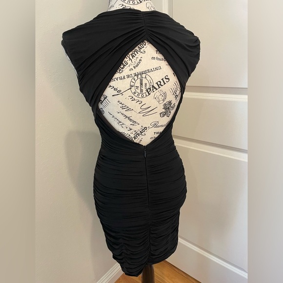 BCBG MAXAZRIA Black fitted dress with open back size Small - Picture 4 of 11
